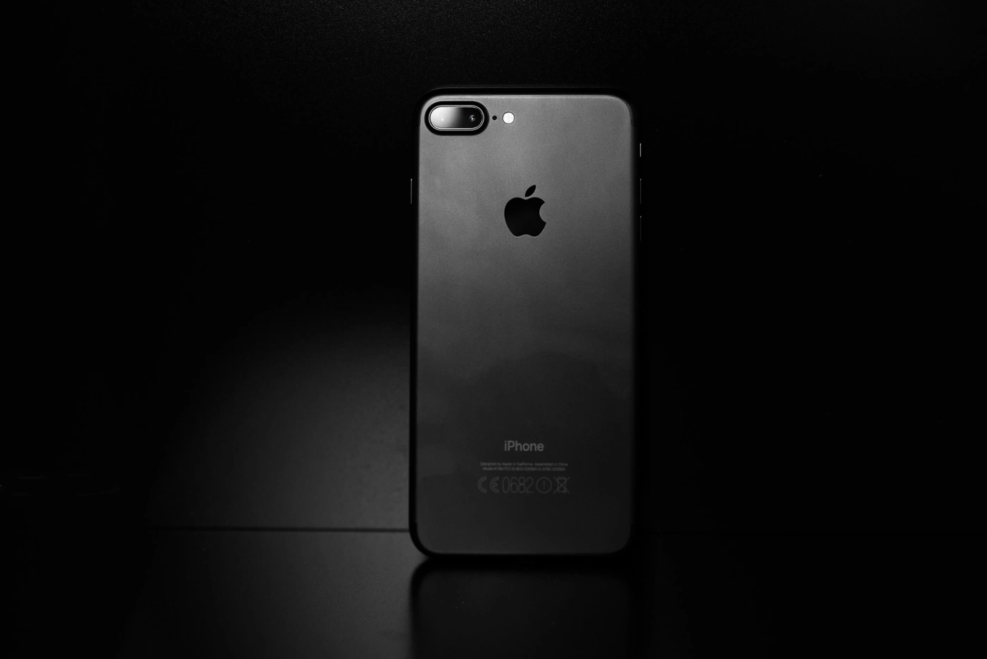 iphone-7-plus-apple-9 class="wp-image-520943"