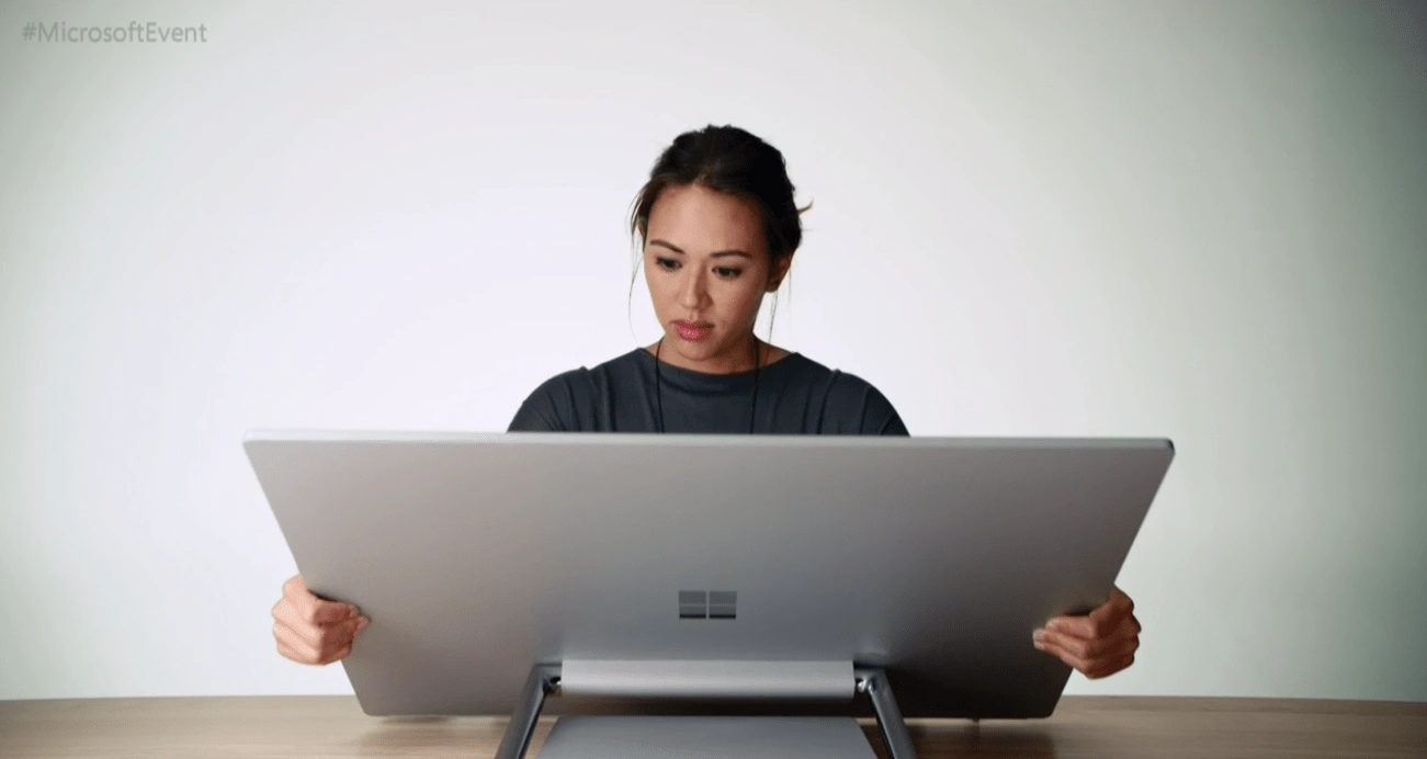 Microsoft Surface Studio bez tajemnic. Aż zaniemówiłem na jego widok class="wp-image-524333" title="Microsoft Surface Studio bez tajemnic. Aż zaniemówiłem na jego widok"