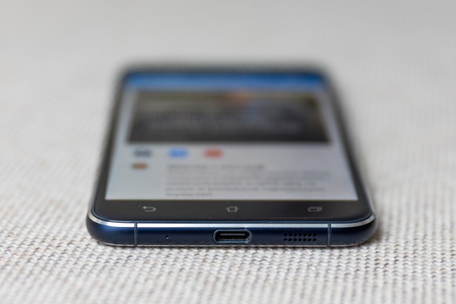 asus-zenfone-3-2 class="wp-image-527414" title="Asus ZenFone 3 - recenzja" 