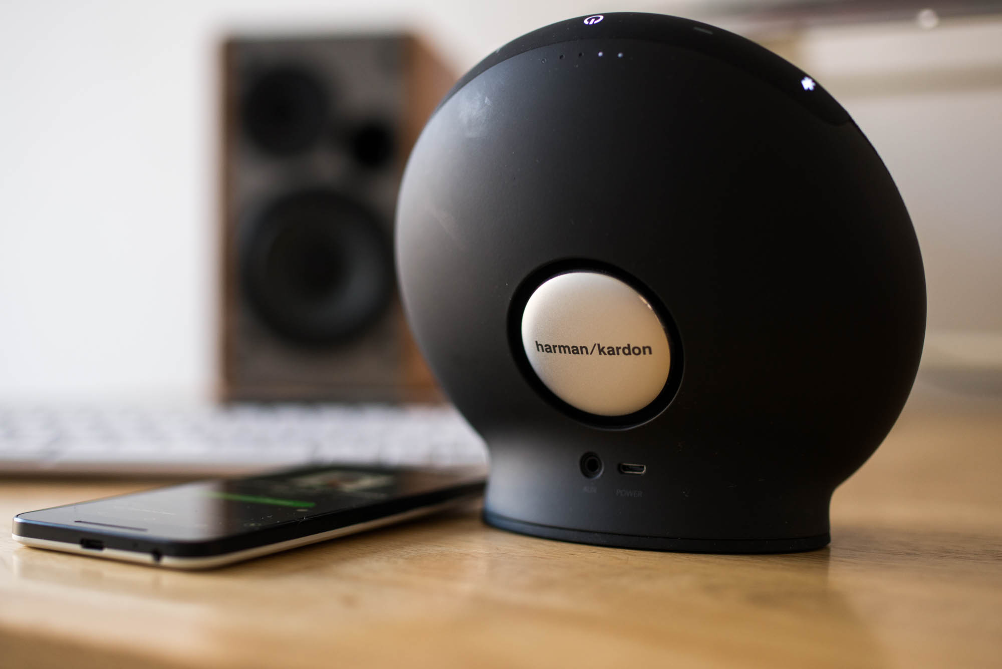 harman-kardon-onyx-mini-3 class="wp-image-529755" 