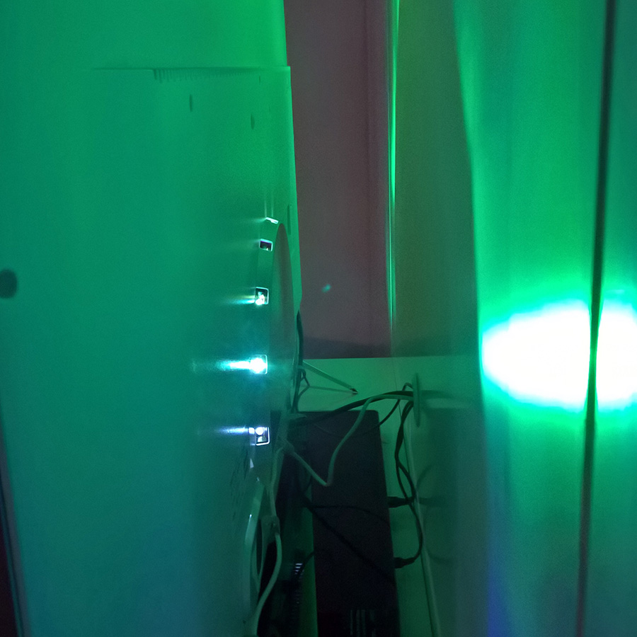 ambilight-ambilux class="wp-image-526585" 