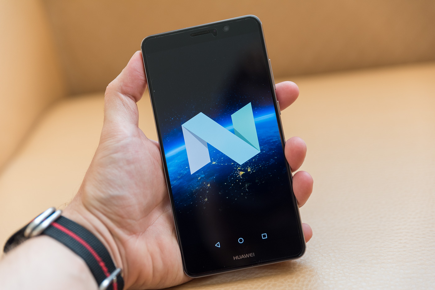huawei-mate-9-20-of-20 class="wp-image-526286" 