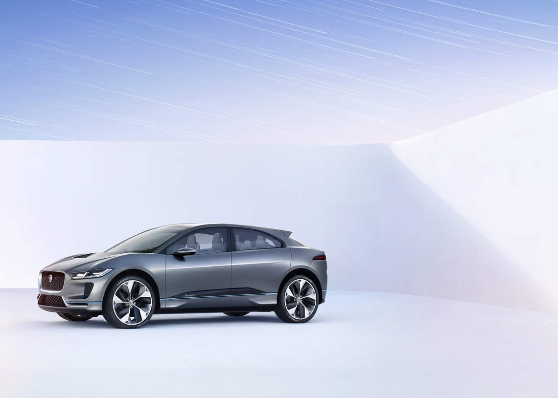 jaguar-i-pace-3 class="wp-image-528623" 