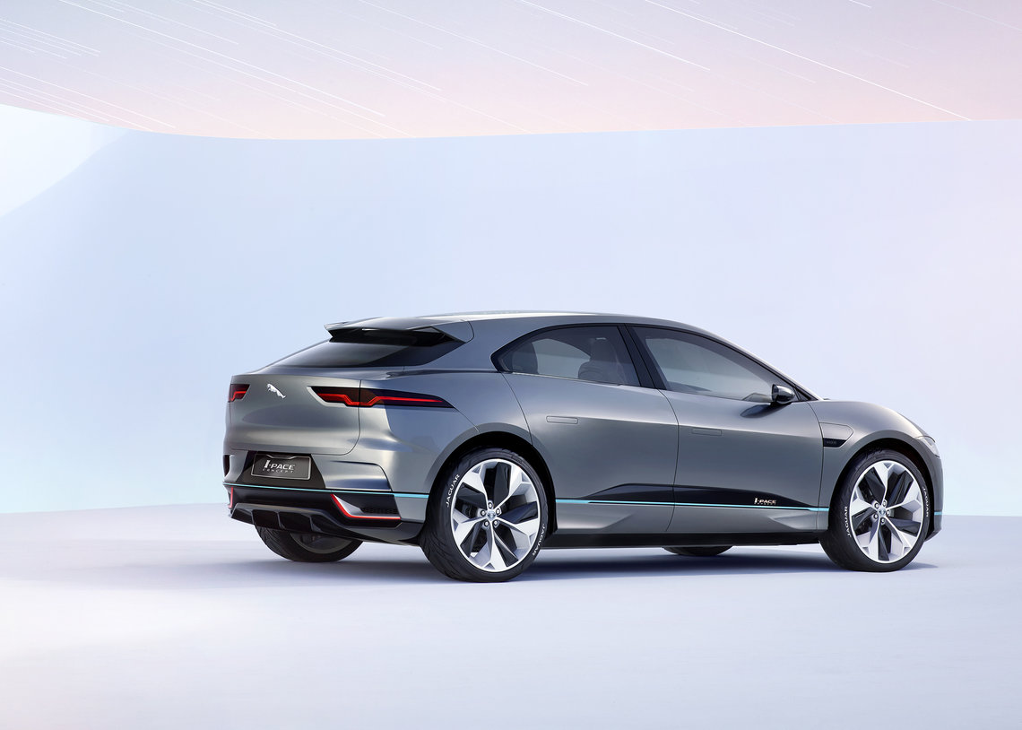 jaguar-i-pace-4 class="wp-image-528628" 