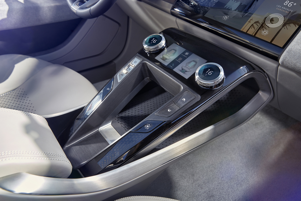 jaguaripaceconceptstudiointeriordetail14-resize-1024x682 class="wp-image-528639" 