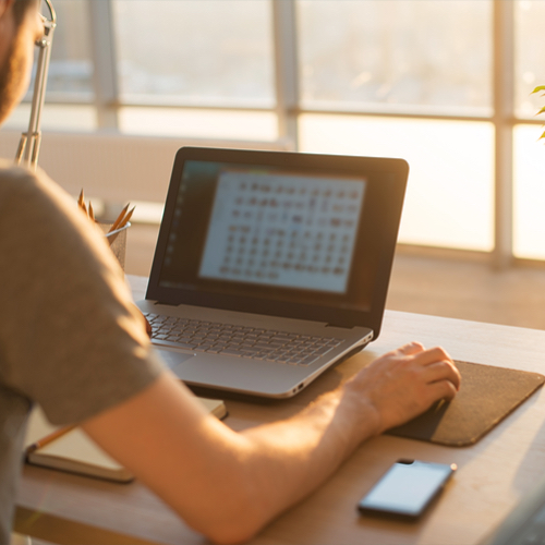 laptop-windows-komputer-pc class="wp-image-531434" 