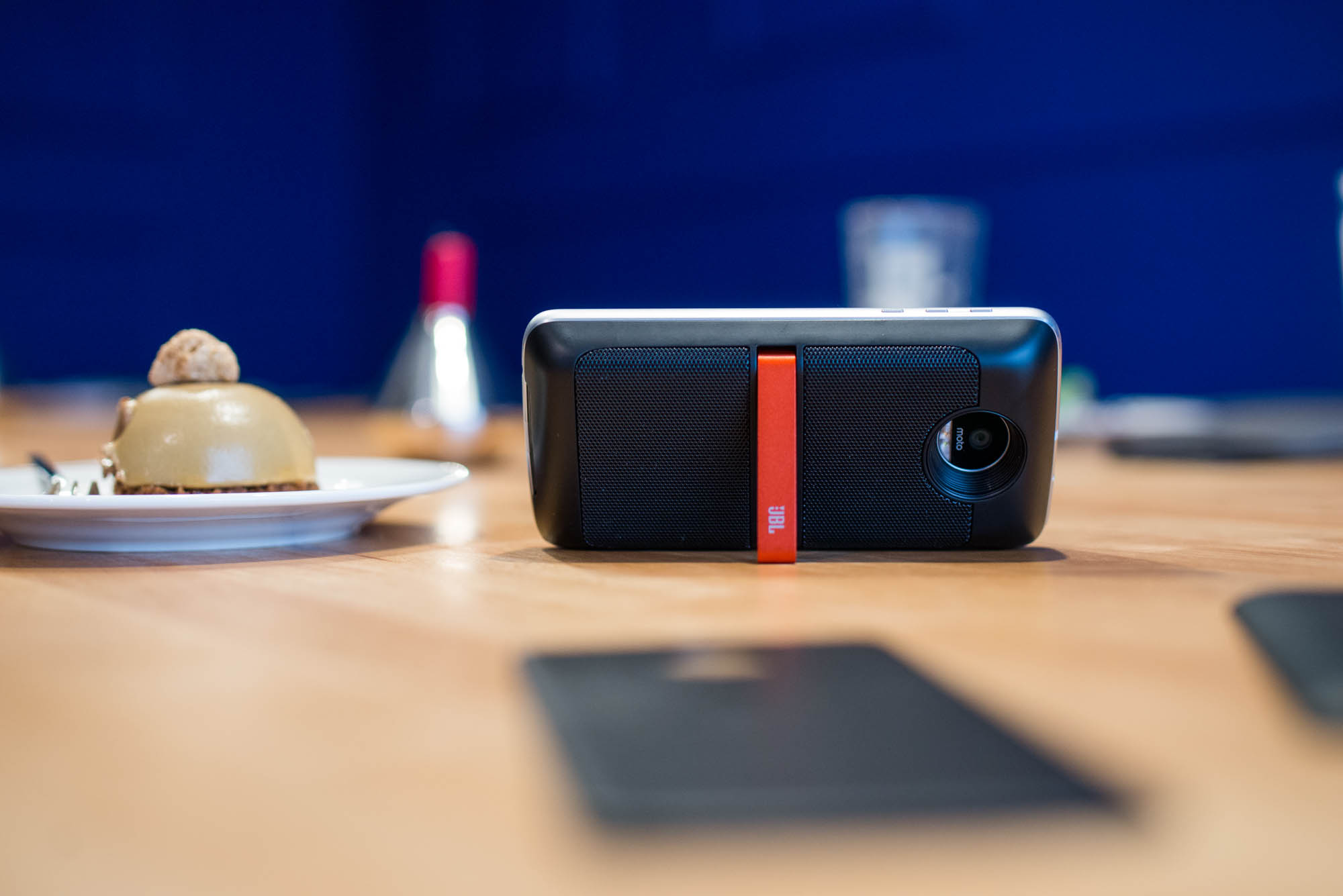 lenovo-moto-z-mods-4 class="wp-image-528212" 
