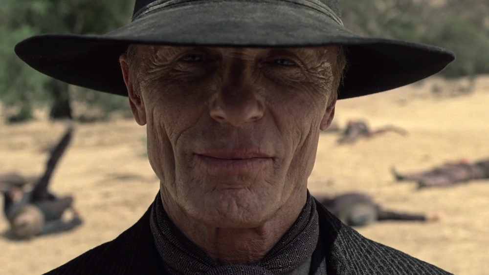 Facet w czerni, WestWorld class="wp-image-529943" 