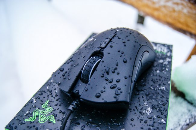 razer-deathadder-elite-35 class="wp-image-532779" 