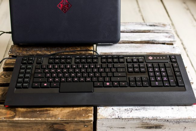 akcesoria-hp-omen-12 class="wp-image-534604" 