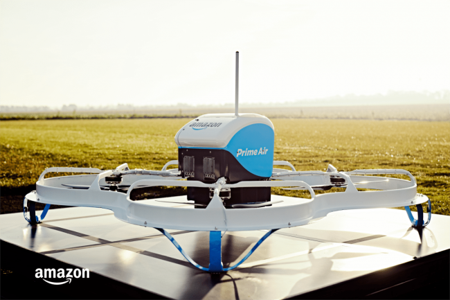 Dron, którym Amazon dostarcza przesyłki.  class="wp-image-534333" 