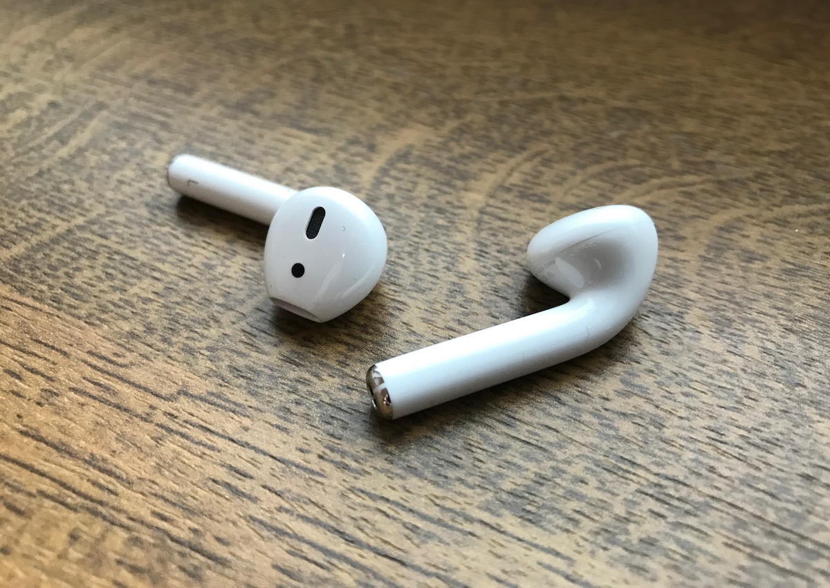 Słuchawki Apple AirPods W1 - opinie class="wp-image-535472"