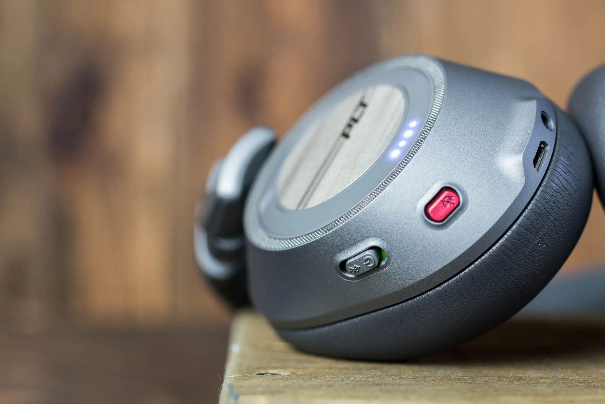 plantronics-backbeat-pro-2-5 