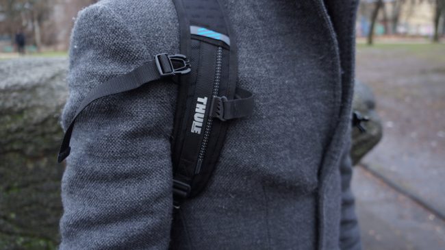 thule-crossover-25l-podroz 