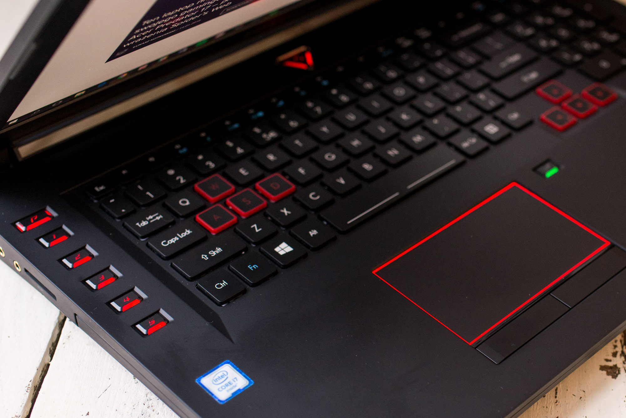 Acer-Predator-17-1070-8 class="wp-image-541124" 