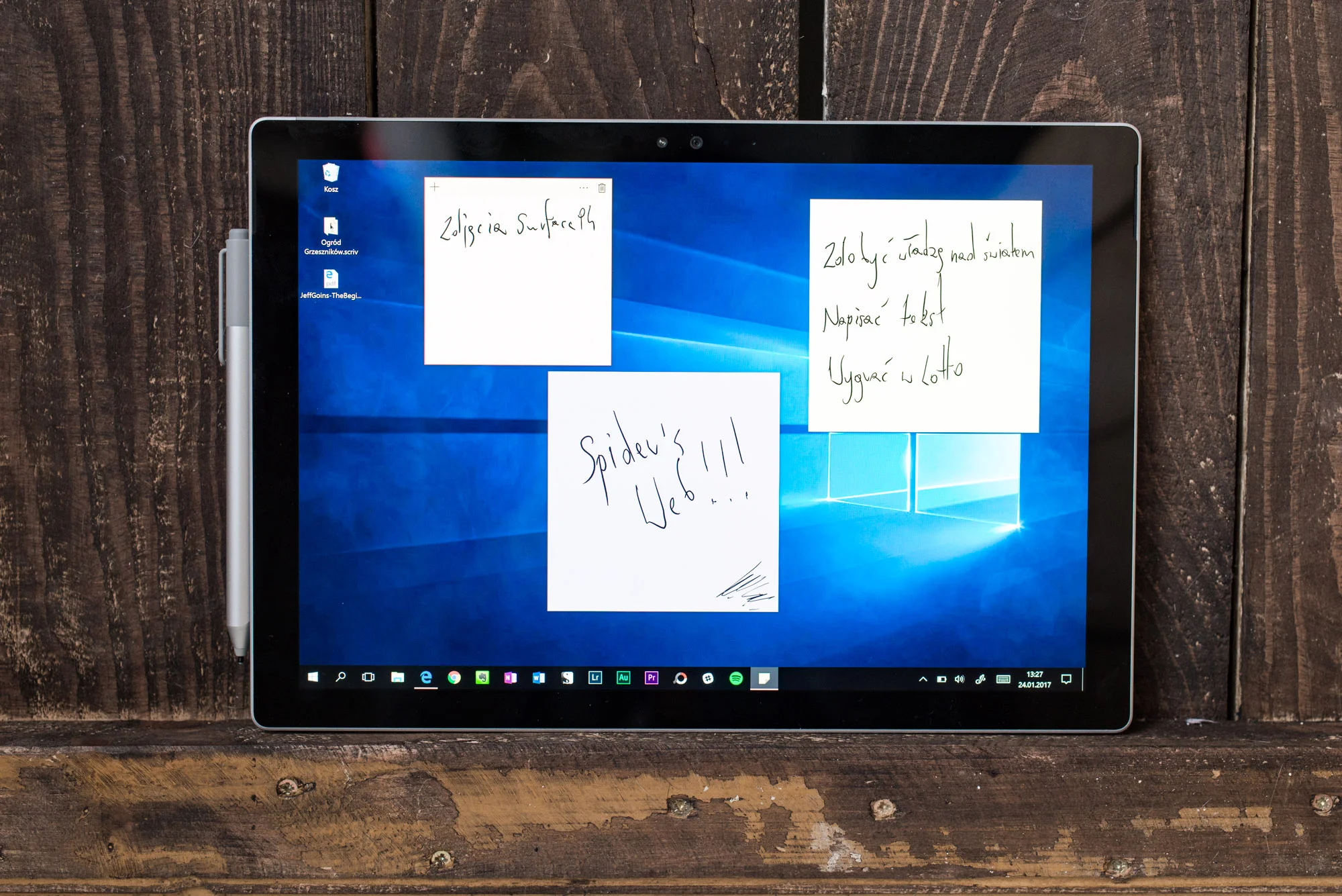Surface-Pro-4-LK-12 class="wp-image-541059"