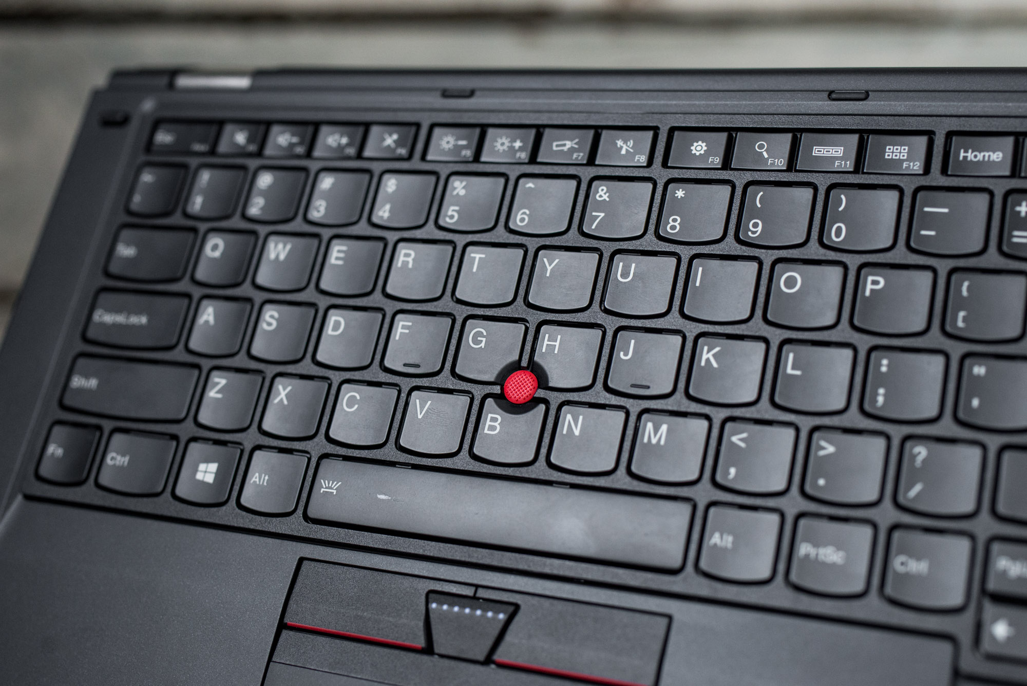 Thinkpad-P40-yoga--7 class="wp-image-539015" 