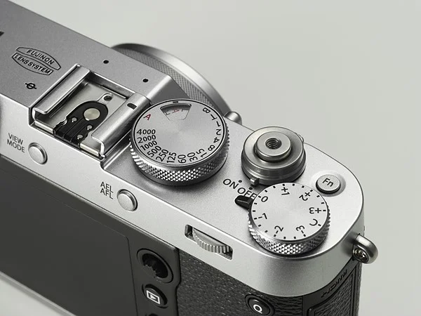 fujifilm-x100f class="wp-image-540338" 