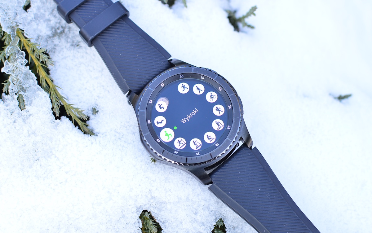 gear-s3-sporty class="wp-image-541708" 