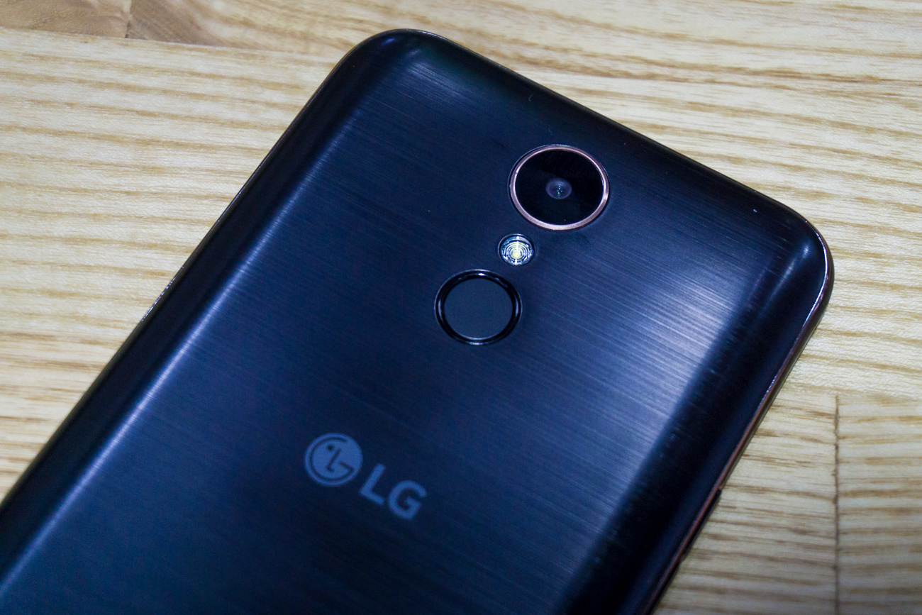 LG K10 2017 - pierwsze wrażenia class="wp-image-538914" 