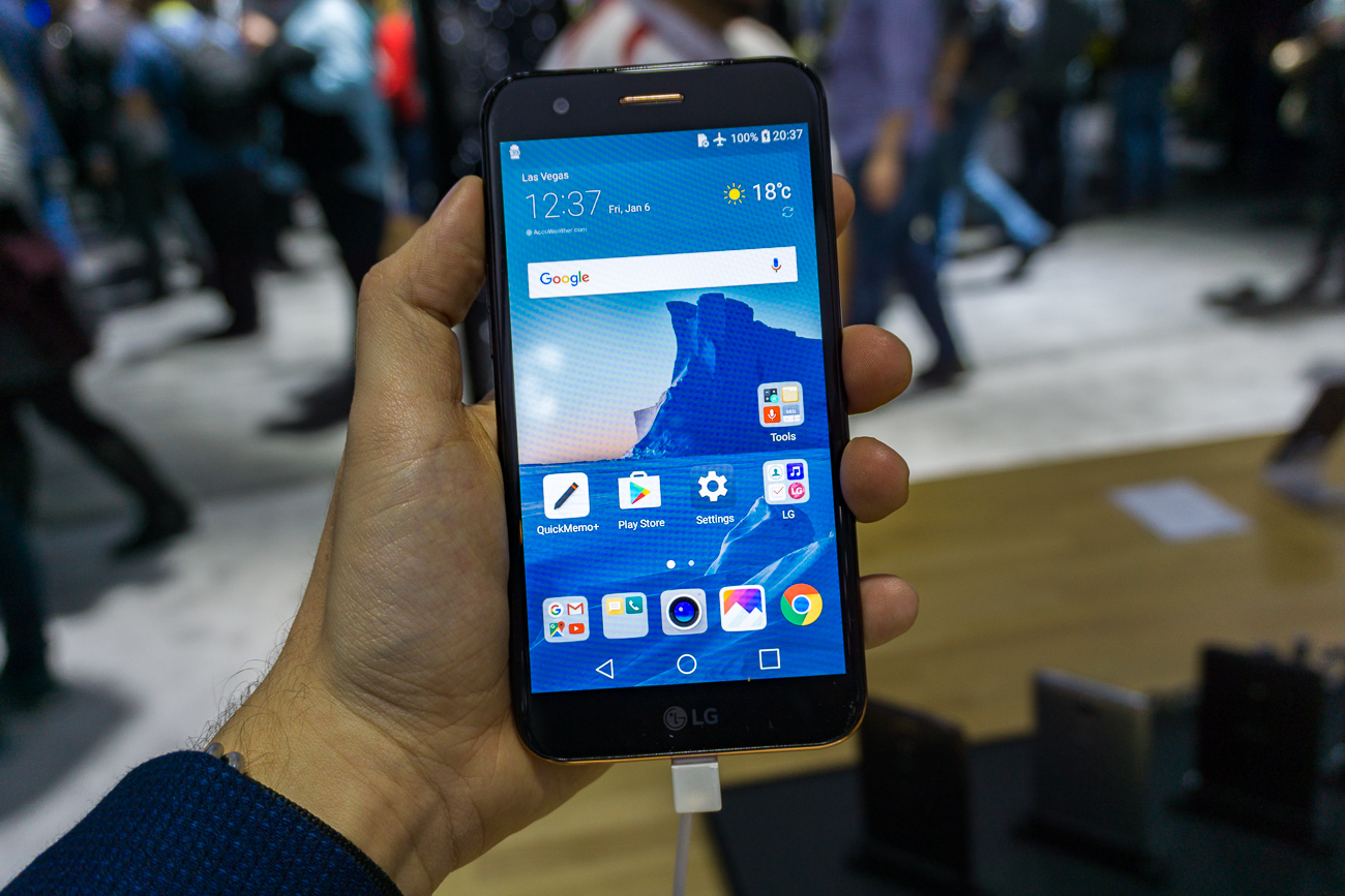 LG K10 2017 - pierwsze wrażenia class="wp-image-538920" 