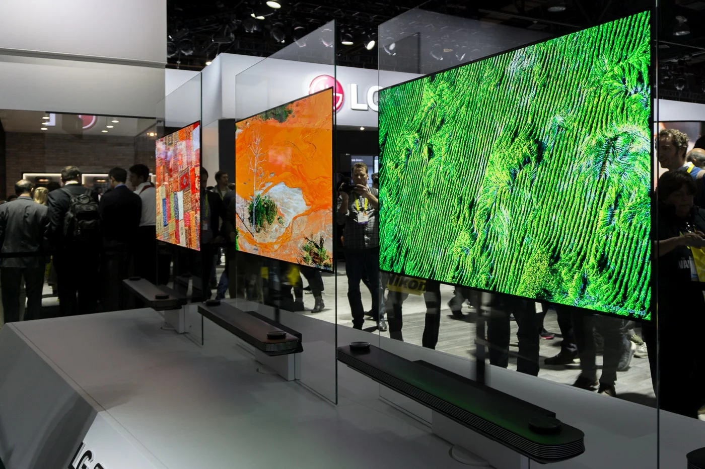 LG na CES 2017 - Signature W7 class="wp-image-538214" 