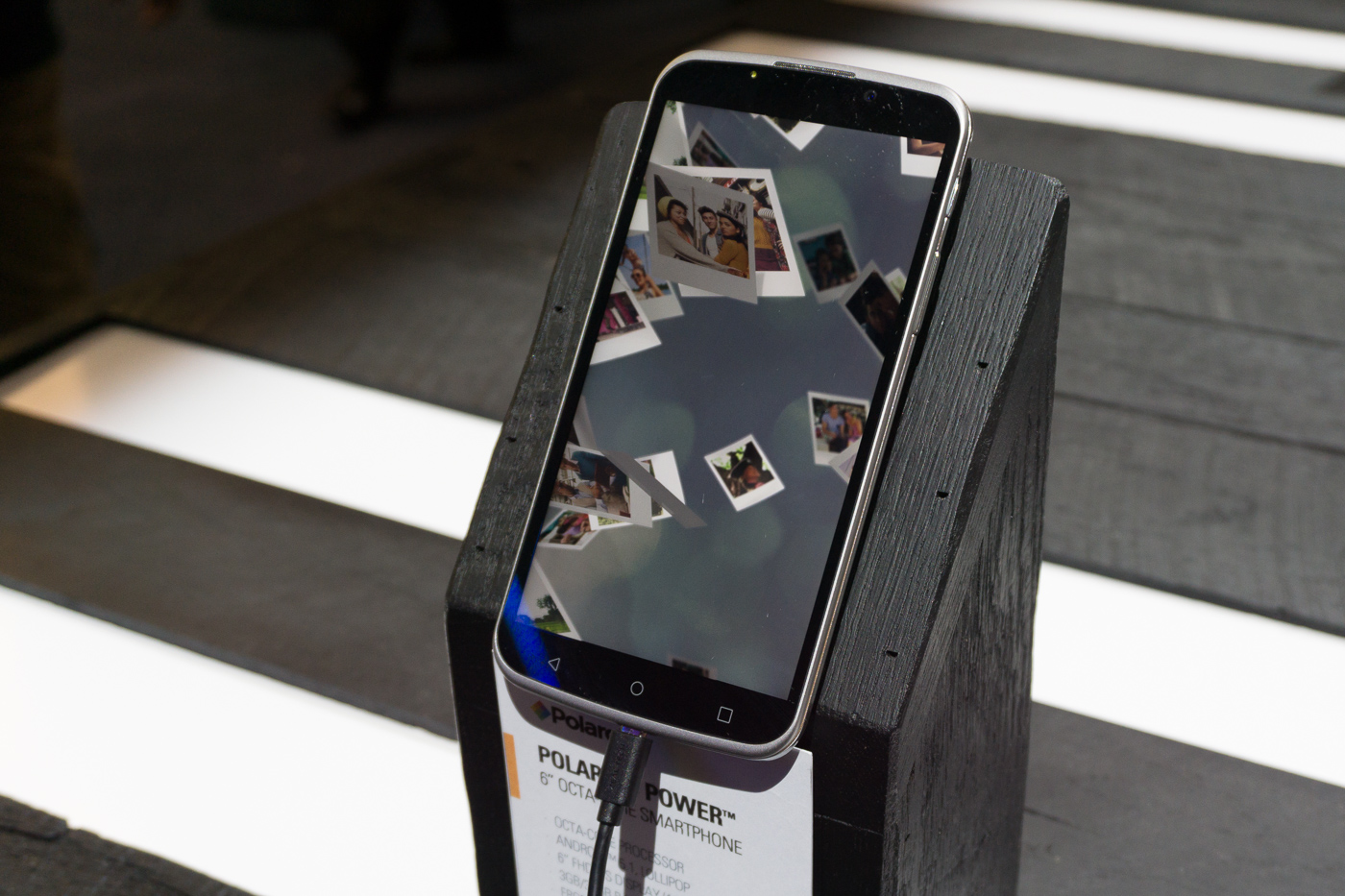 Polaroid na targach CES 2017 class="wp-image-538323" 
