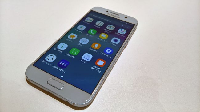 Samsung Galaxy A5 (2017) class="wp-image-536640" 