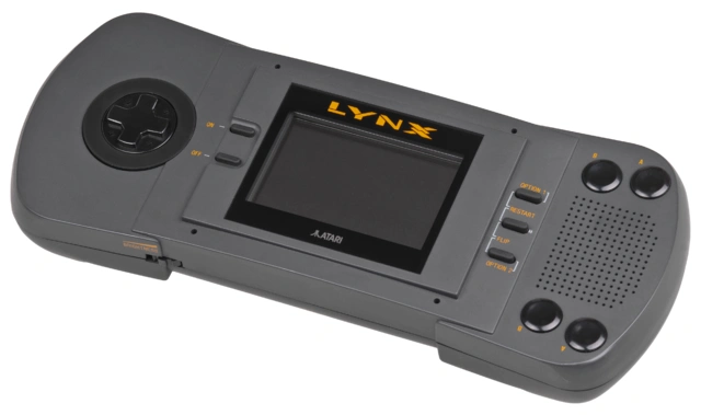 Atari Lynx (fot. Wikimedia) class="wp-image-546511" 
