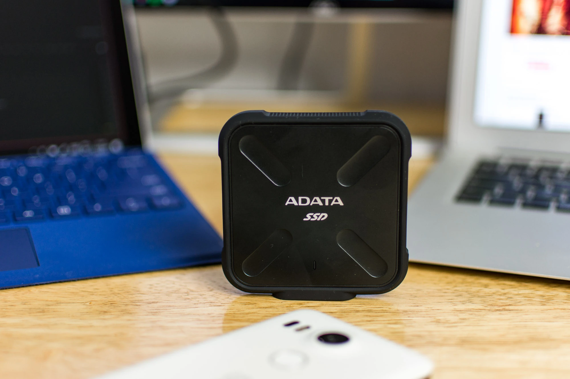 ADATA-SD700-1