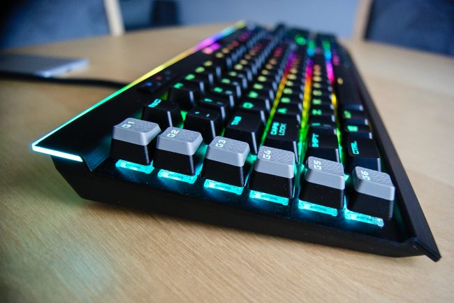 Corsair K95 RGB Platinum -30 class="wp-image-546697" 