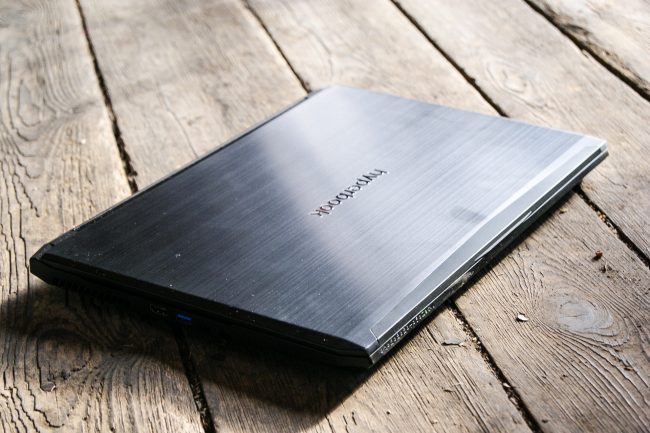 Hyperbook SL503 VR IEM 2017-18 class="wp-image-546903" 