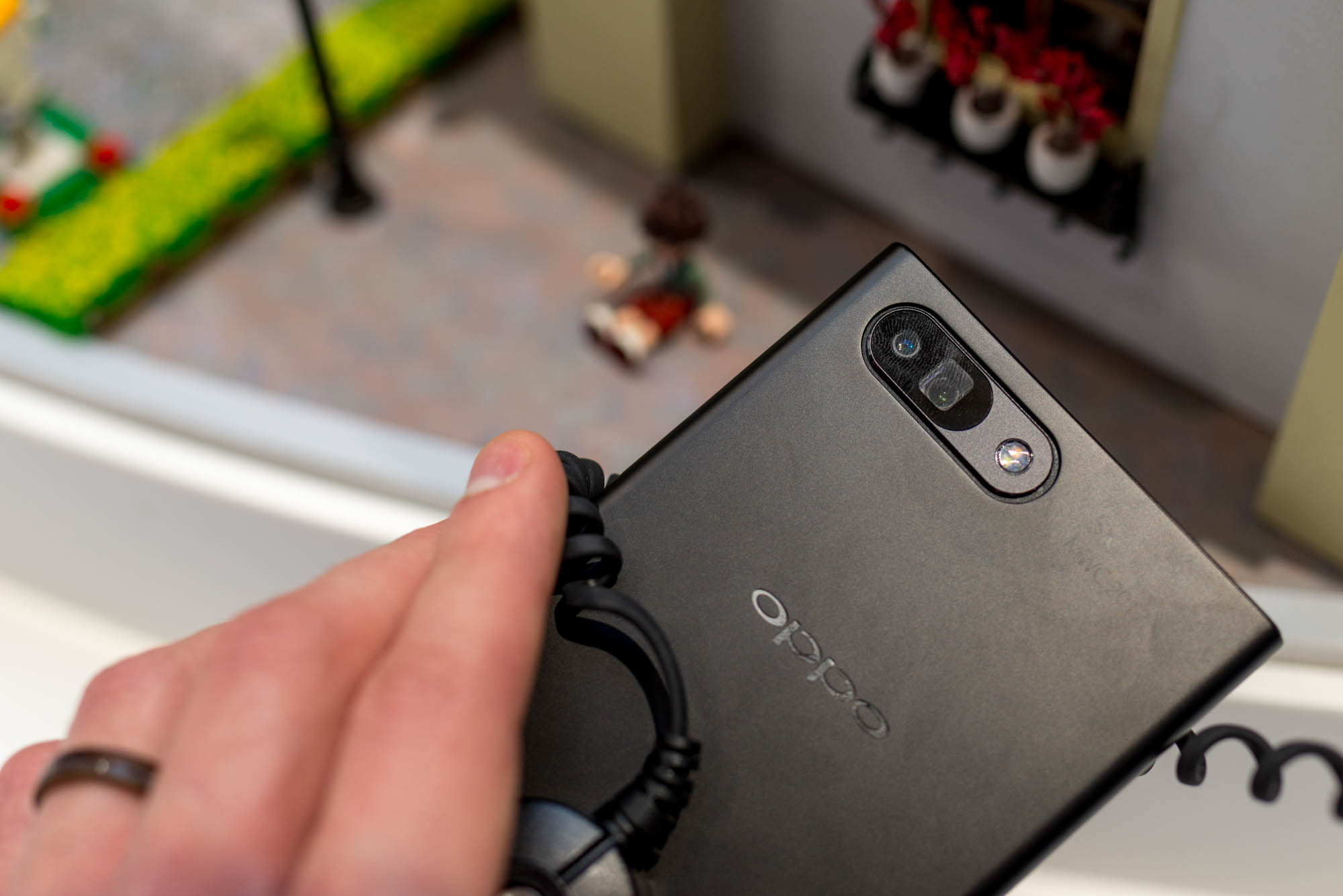 oppo 5x zoom class="wp-image-548135" 