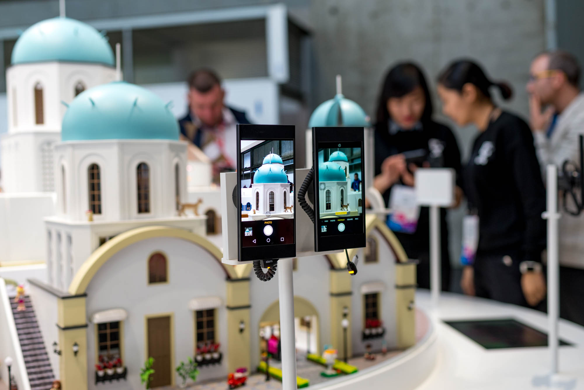 oppo 5x zoom class="wp-image-548131" 