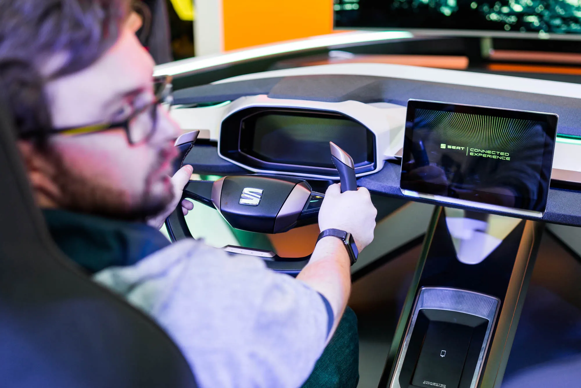 Seat-connect-MWC-2017-3 class="wp-image-548145" 