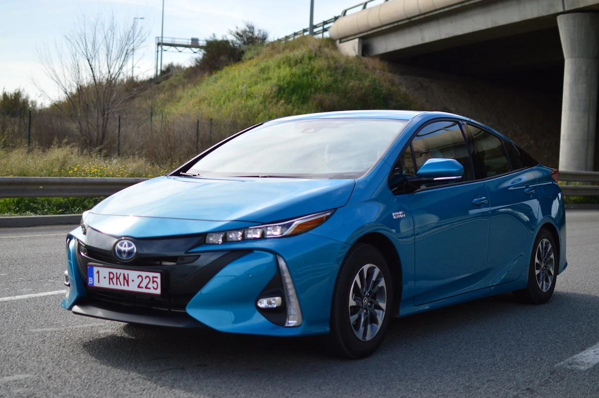 Toyota-prius-plug-in-hybrid-1 class="wp-image-545177"