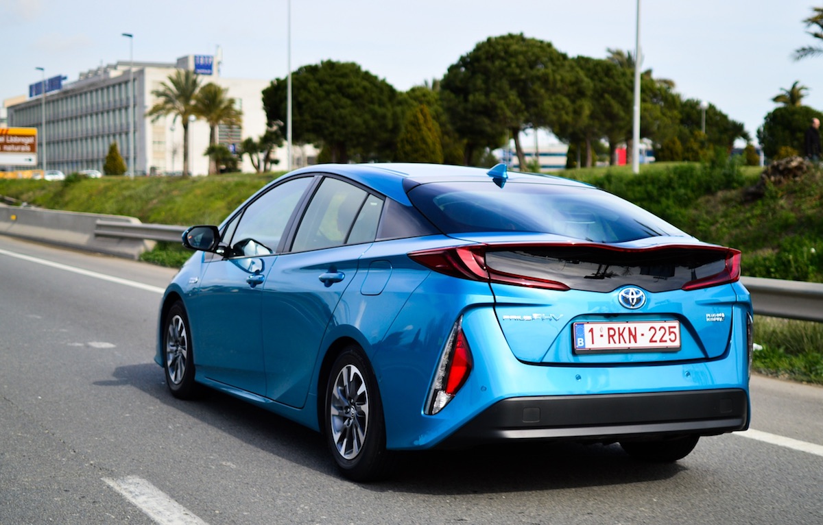Toyota-prius-plug-in-hybrid-2 class="wp-image-545178" 