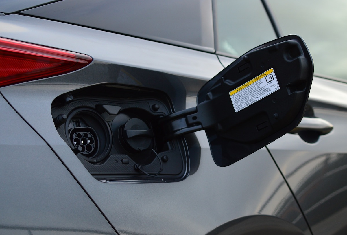 Toyota-prius-plug-in-hybrid-21 class="wp-image-545197" 