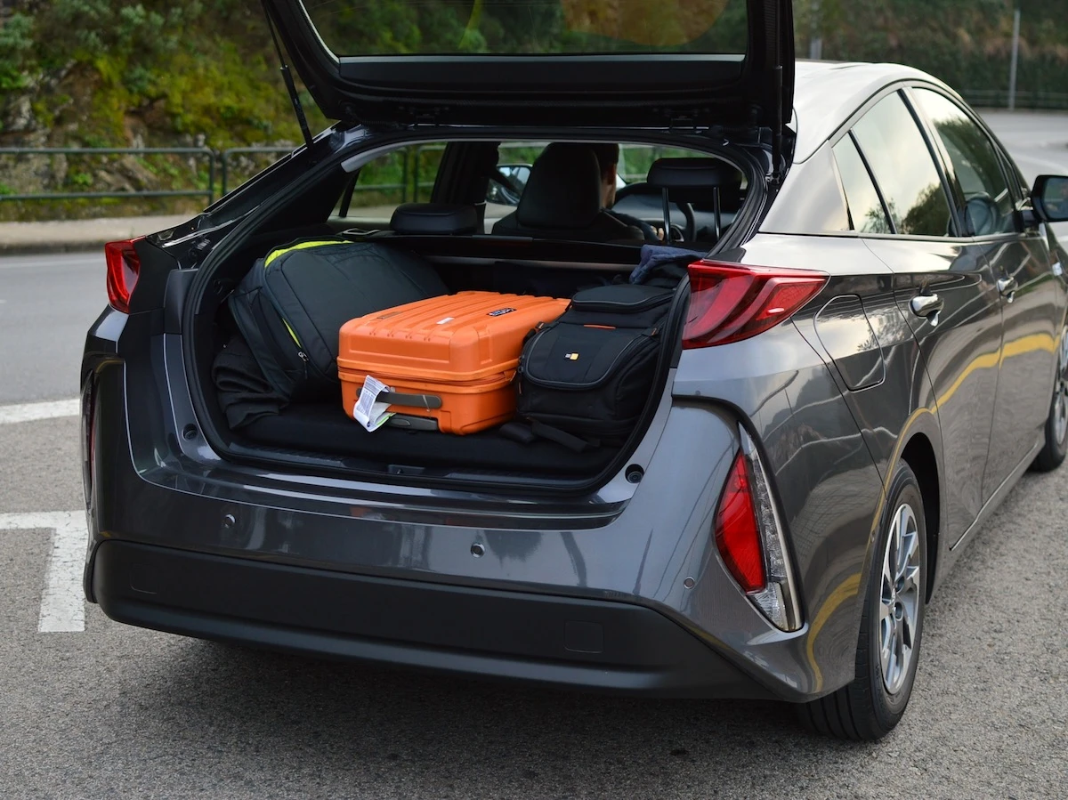 Toyota-prius-plug-in-hybrid-23 class="wp-image-545199"