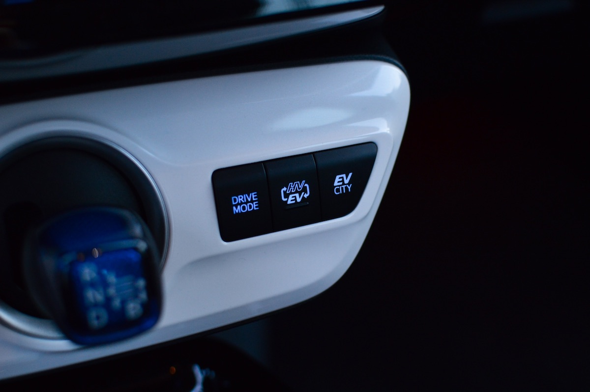 Toyota-prius-plug-in-hybrid-33 class="wp-image-545209" 