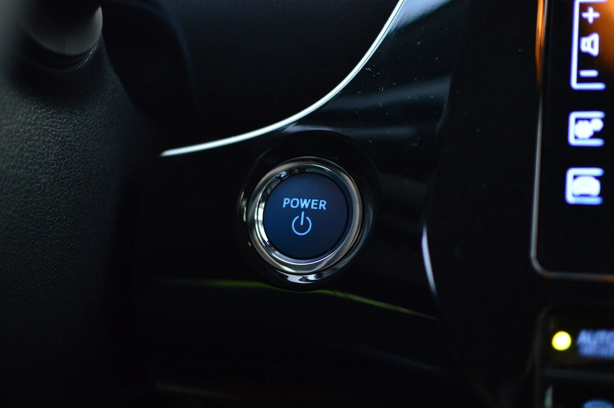 Toyota-prius-plug-in-hybrid-35 class="wp-image-545211"
