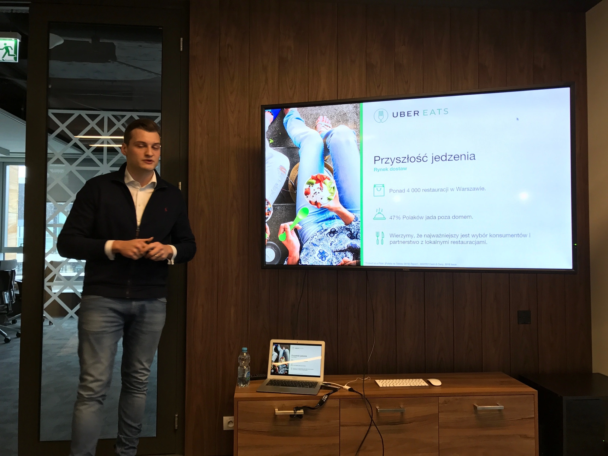 UberEATS-w-Polsce (3) class="wp-image-543222" 