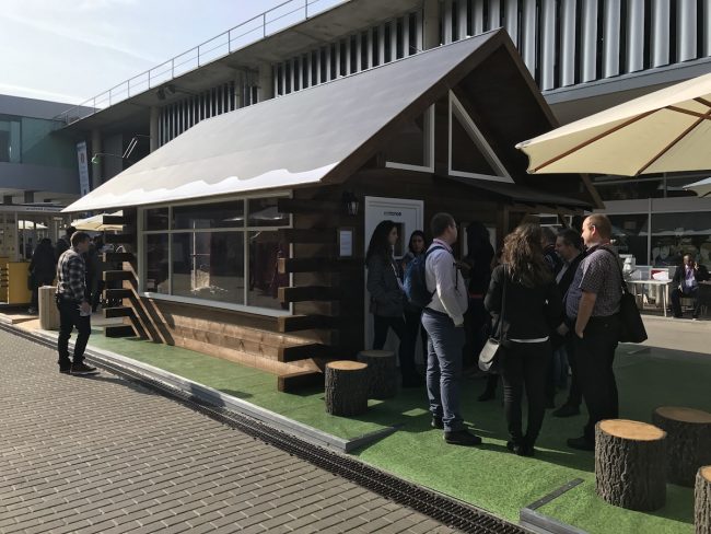 android village mwc 2017 class="wp-image-547724" 