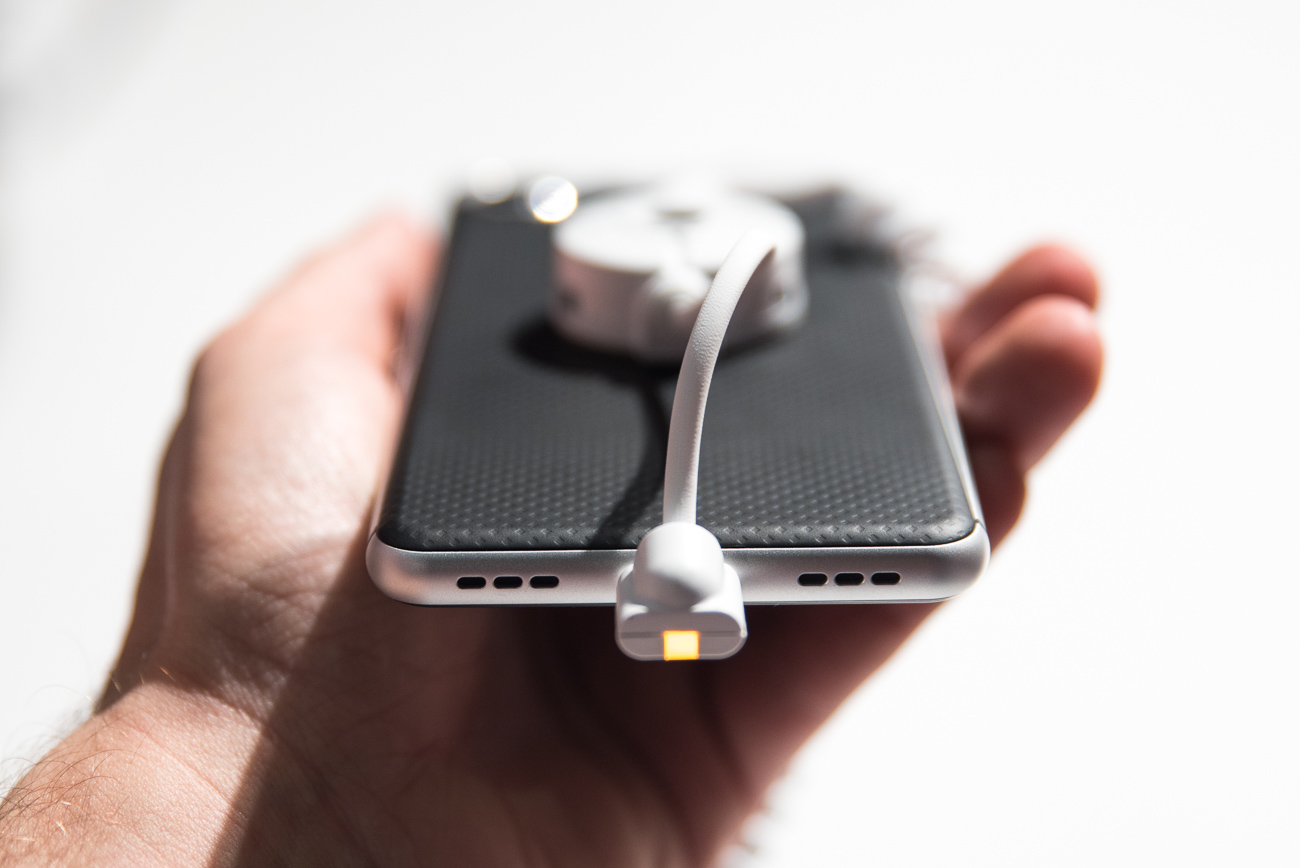 blackberry-keyone (10 of 13) class="wp-image-547802" 