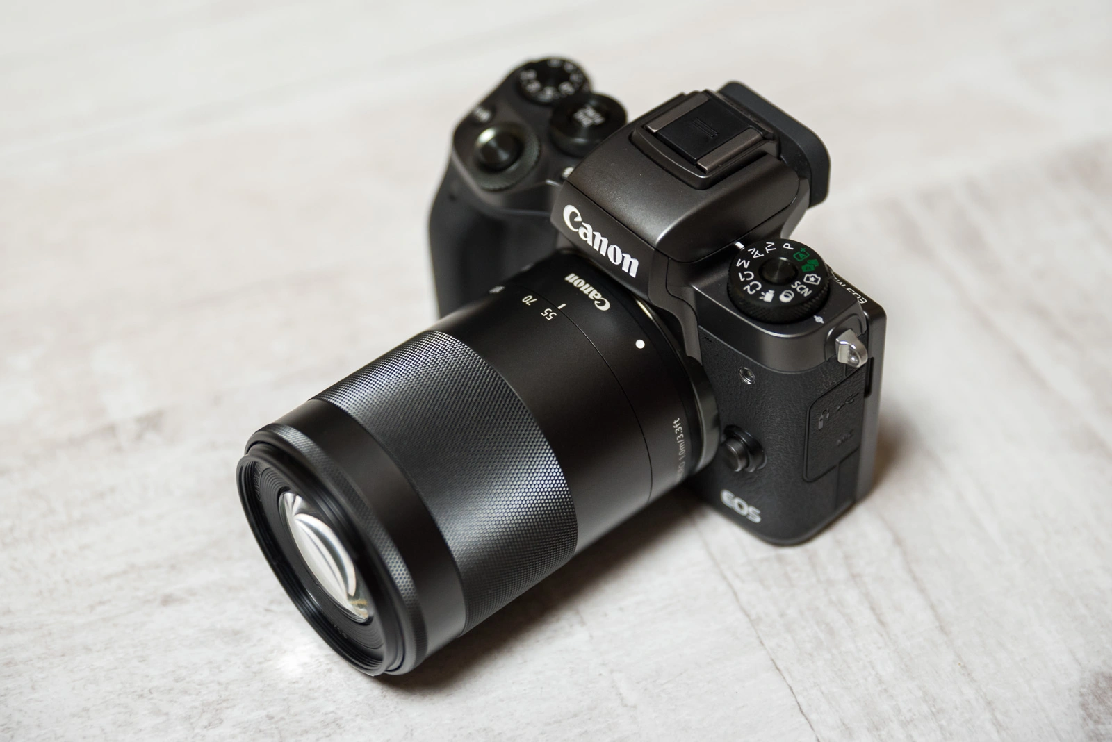 Canon EOS M5 recenzja class="wp-image-546228" 
