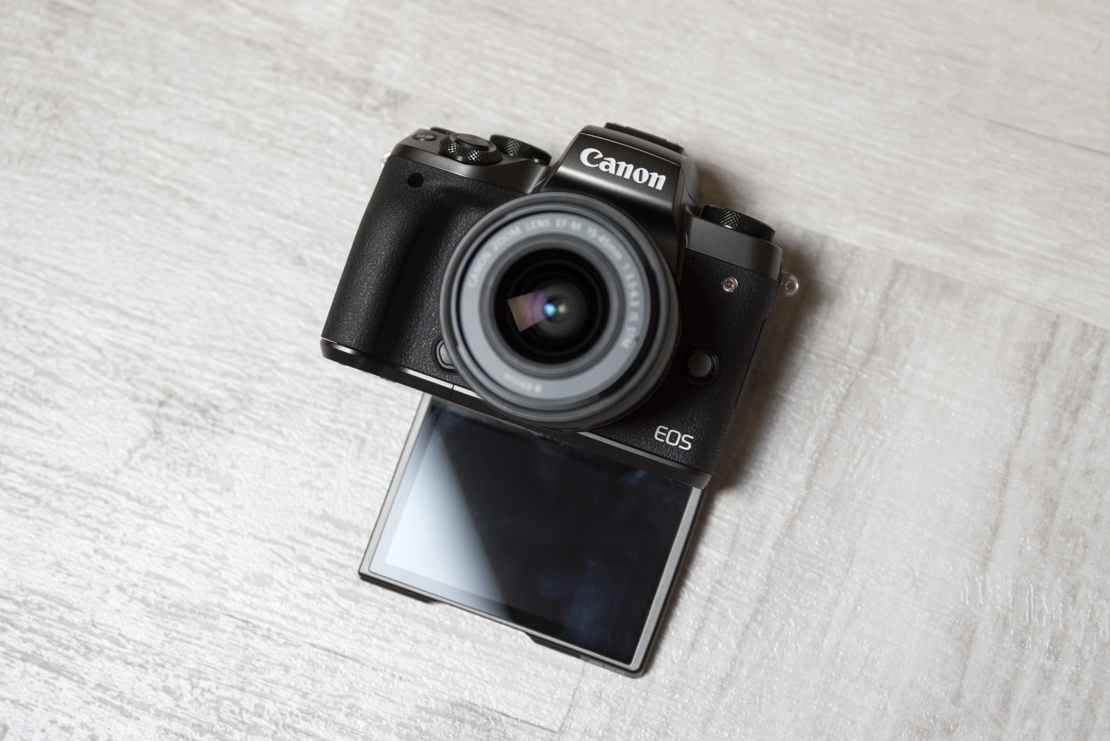 Canon EOS M5 recenzja class="wp-image-546212" 
