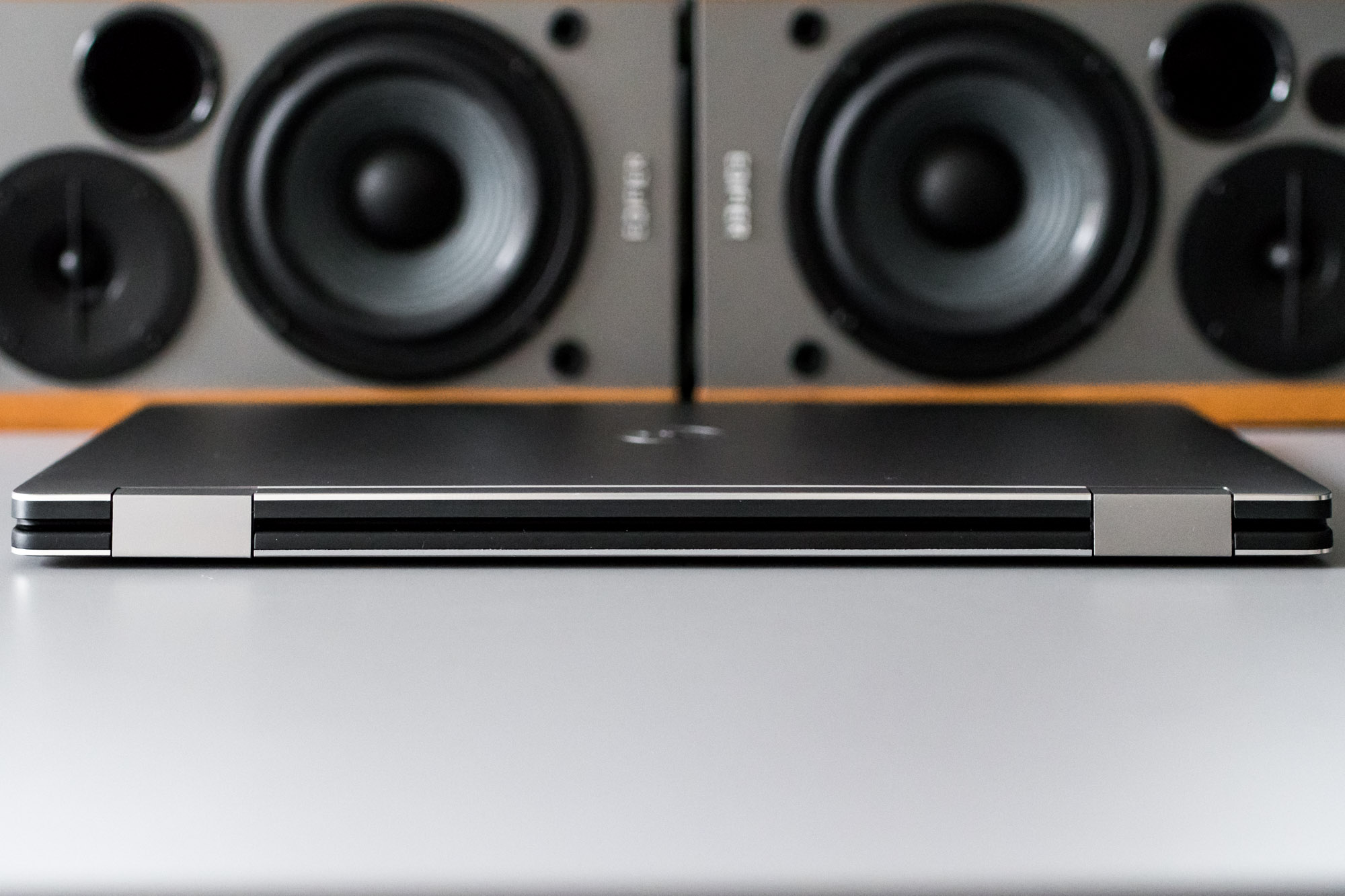 dell-xps-13-2w1-1 class="wp-image-546068" 