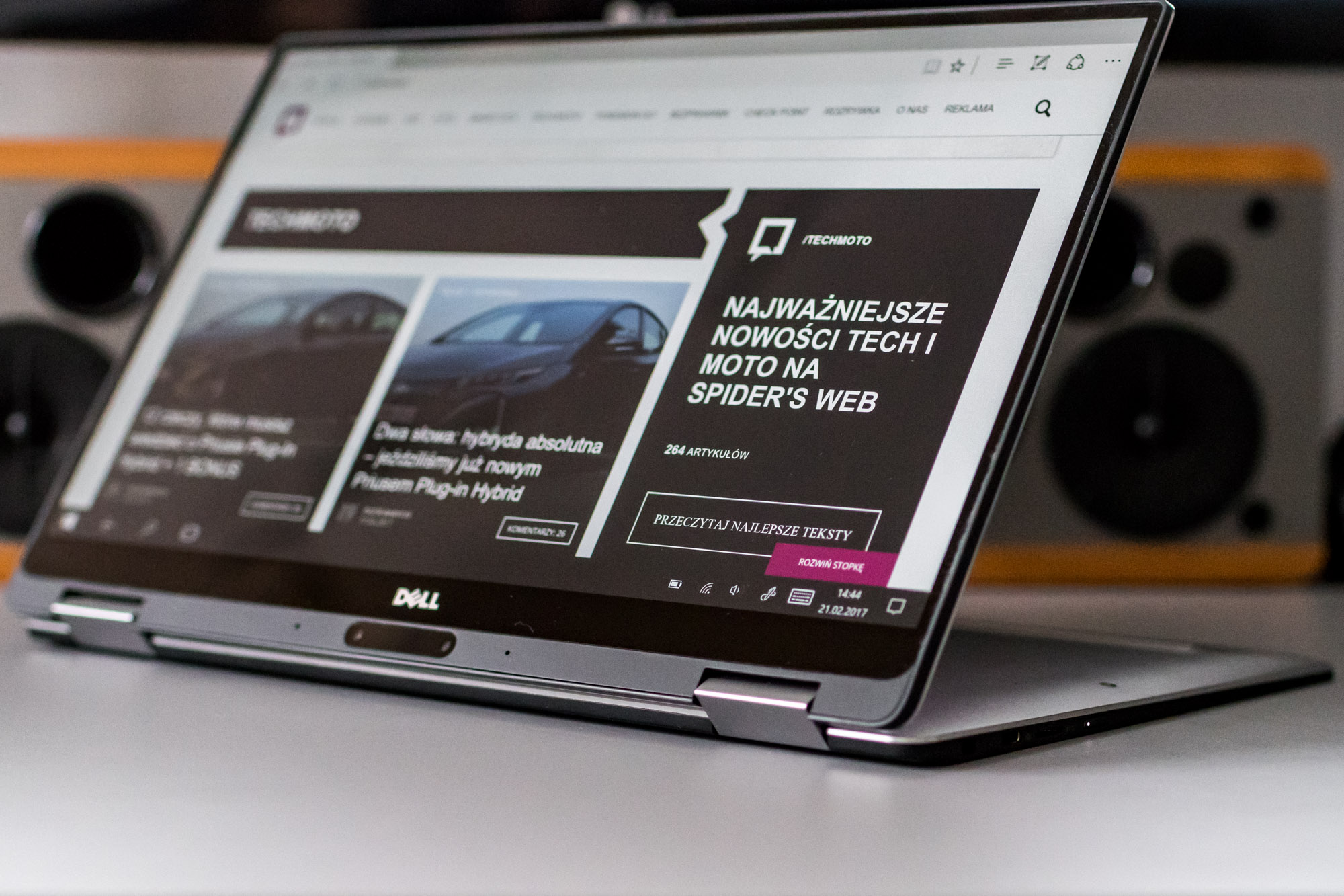 dell-xps-13-2w1-7 class="wp-image-546074" 