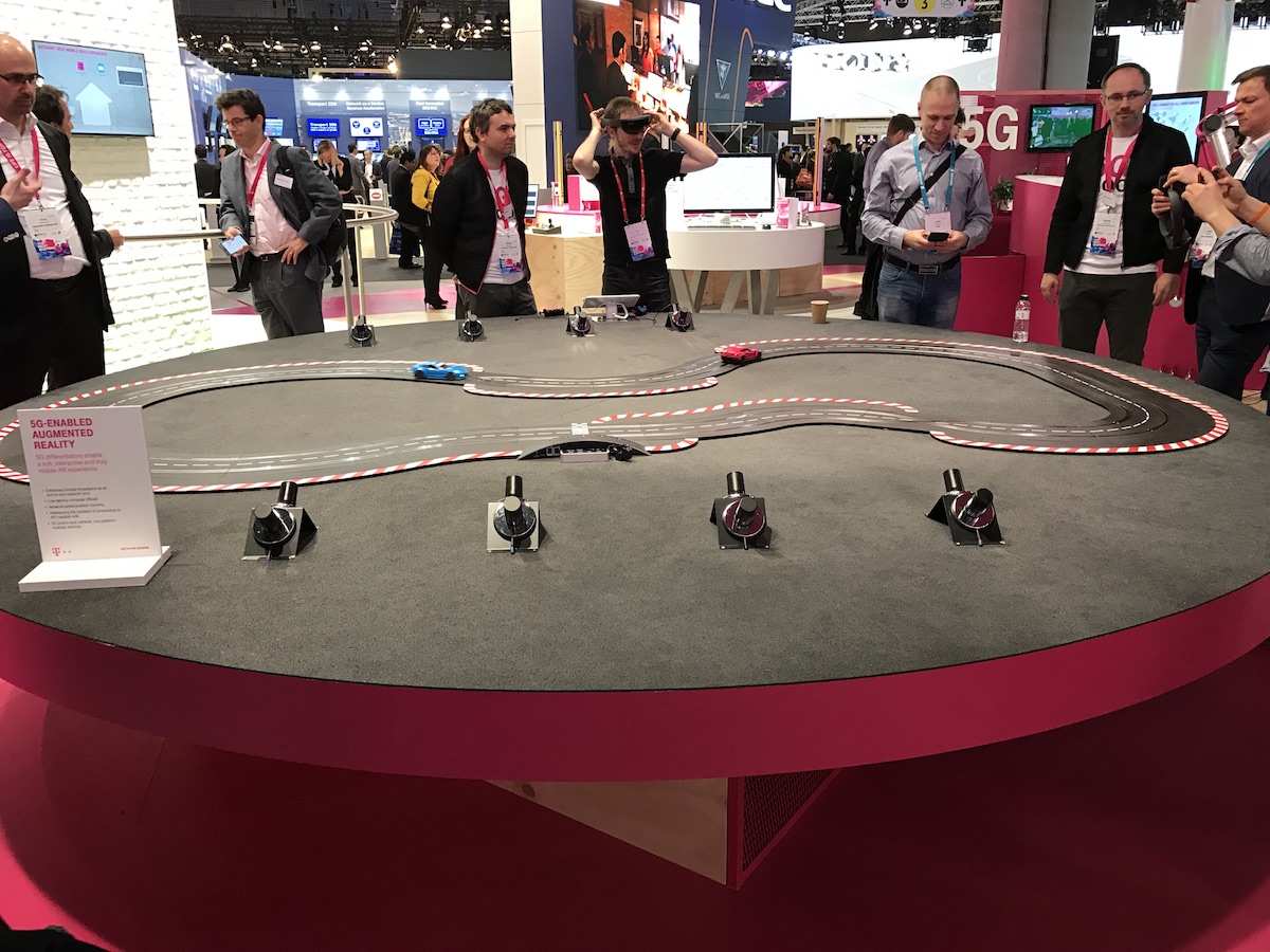 Hololens T-Mobile MWC 2017