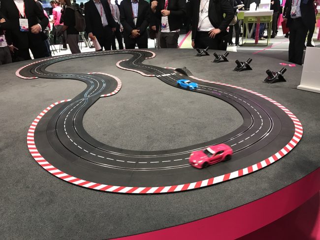 Hololens T-Mobile MWC 2017 class="wp-image-547936" 